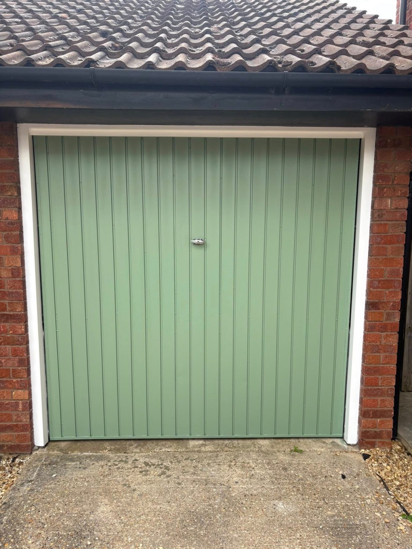 Transformed - Farrow & Ball, Breakfast Room Green (No.81)